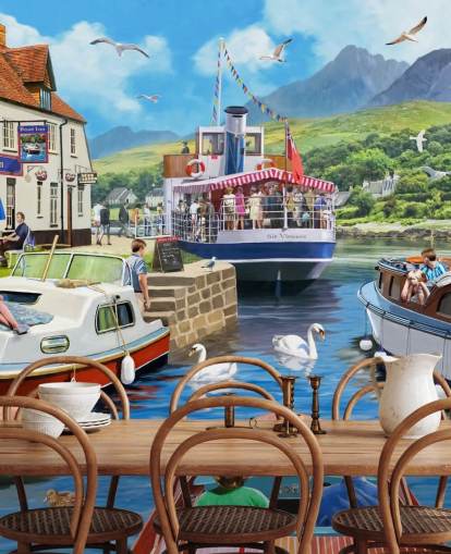 Boote auf einem Loch von Pub und Bergen Tapete