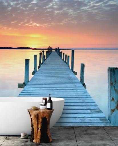 pastelroze en blauwe aanpasbare zonsondergang behangmuurschildering genaamd Sunset Jetty voor slaapkamer of kantoor