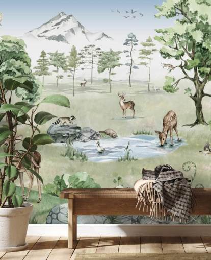 papel pintado de animales del bosque con montañas, árboles y rocas