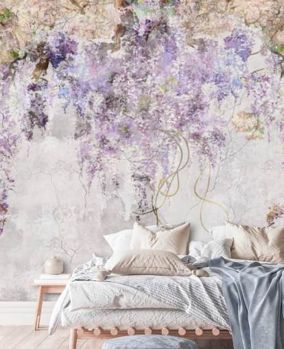 paars gekleurde blauweregen op muurbehang met betoneffect paars gekleurde blauweregen op muurbehang met betoneffect