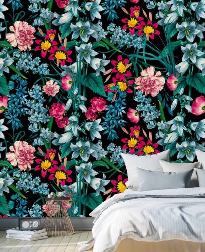 bunte Blumen auf dunklem Hintergrund