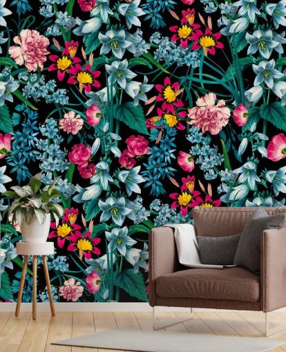 fiori colorati su sfondo scuro