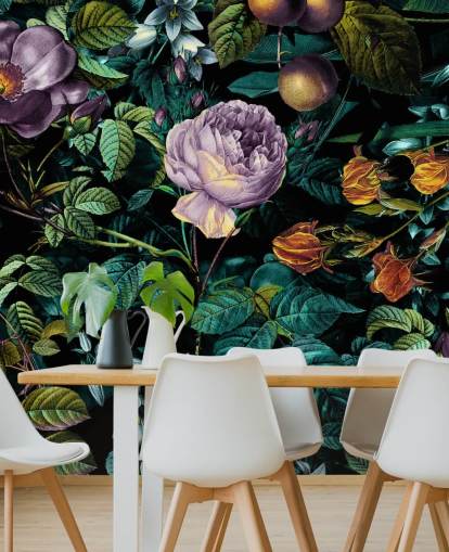 mørk floral lilla rose tapet