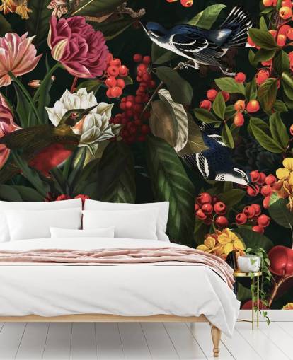 papel de parede floral escuro e pássaros