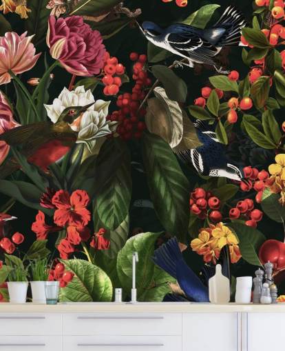 papel de parede floral escuro e pássaros