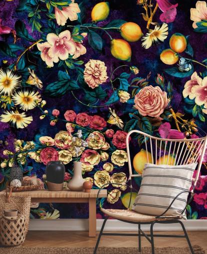 frutas escuras e papel de parede floral