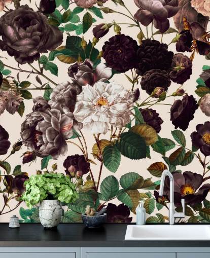 mørk lilla blomster tapet