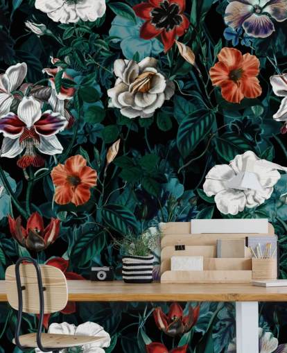 papel pintado de flores blancas y rojas sobre fondo verde