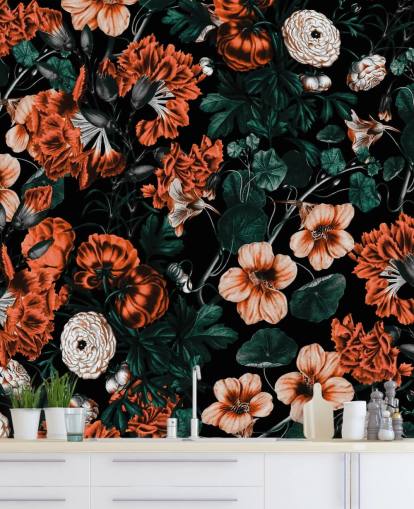 fleurs rouges sur fond d'écran sombre