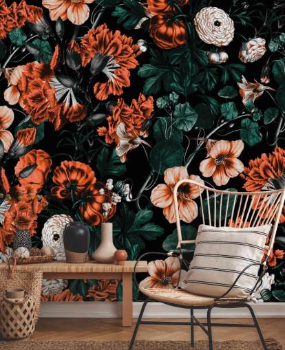 rode bloemen op donkere achtergrond behang