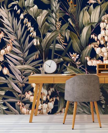 kleine witte bloemen en groene bladeren behang