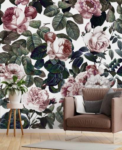 lichtroze rozen en groene bladeren behang