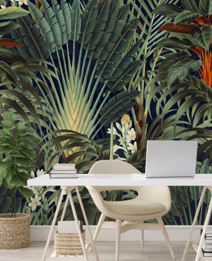 groene palmbladeren en oranje bloemenjungle behangmuurschildering genaamd Palm Jungle van Burcu Korkmazyurek voor slaapkamers groene palmbladeren en oranje bloemenjungle behangmuurschildering genaamd Palm Jungle van Burcu Korkmazyurek voor slaapkamers