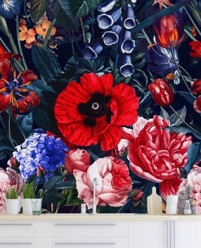 rød og blå floral tapet