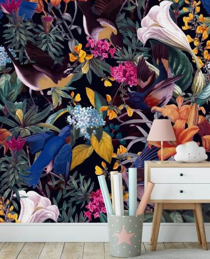 kleurrijke bloemen en zingende vogels behang