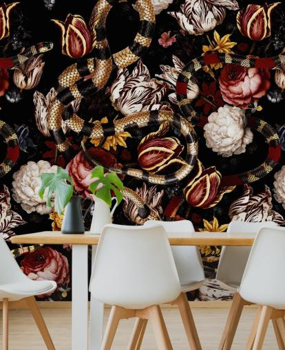 papel de parede floral escuro e cobra