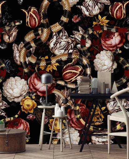 mörk blommig och orm tapeter