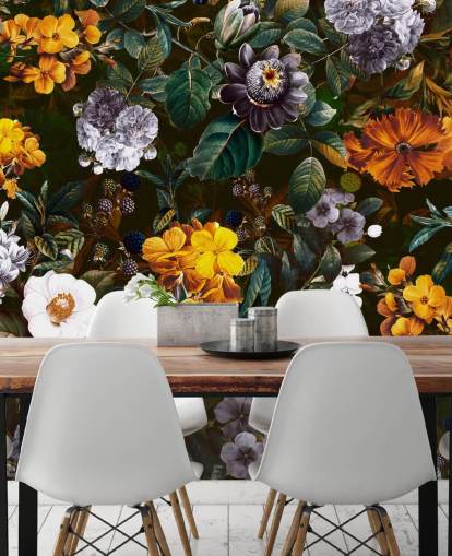 gele bloemen tegen donkere bloemen behang gele bloemen tegen donkere bloemen behang