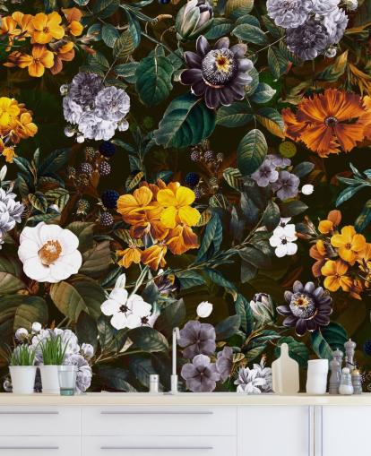 gule blomster mod mørke blomster tapet