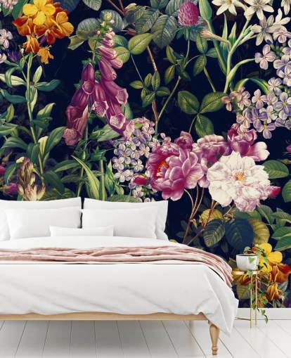 donkere bloemen met gele en paarse bloemenbehang donkere bloemen met gele en paarse bloemenbehang