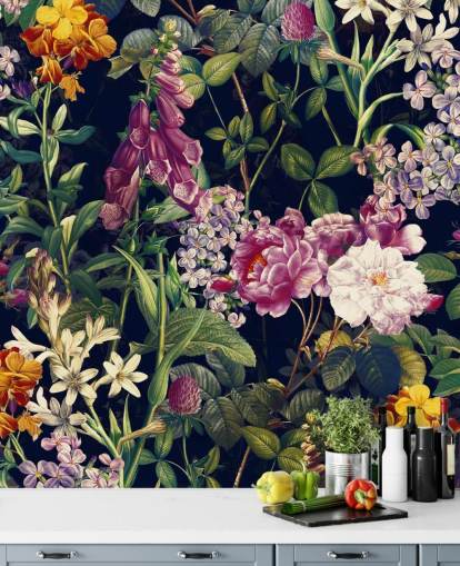 donkere bloemen met gele en paarse bloemenbehang donkere bloemen met gele en paarse bloemenbehang