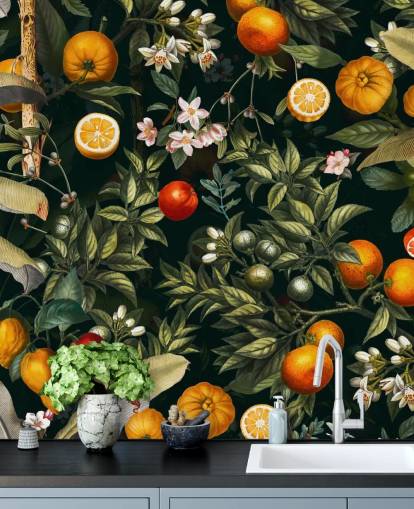 papel de parede botânico escuro com frutas cítricas wallpaper