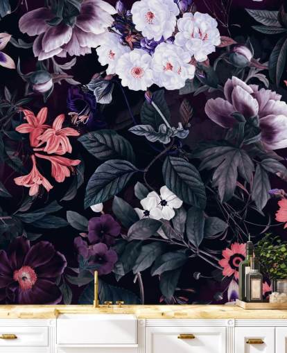 fleurs violet foncé avec des reflets blancs papier peint