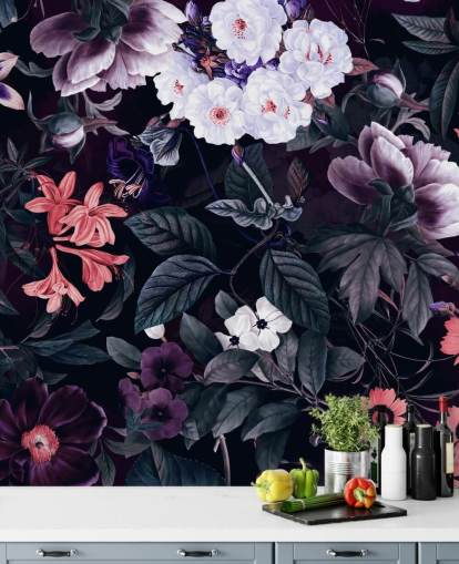 papel pintado de flores de color púrpura oscuro con reflejos blancos