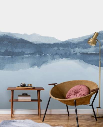 fondo de pantalla azul de lago y montañas