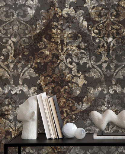 papier peint mural vintage foncé appelé Distressed Dark Damask pour les chambres, les salons et les couloirs