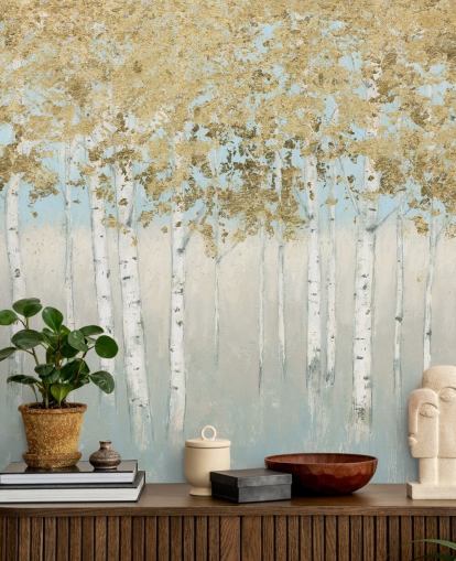 Papel pintado de abedules con hojas doradas y cielos rosa claro