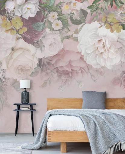 papel pintado flores rosas y blanquecinas