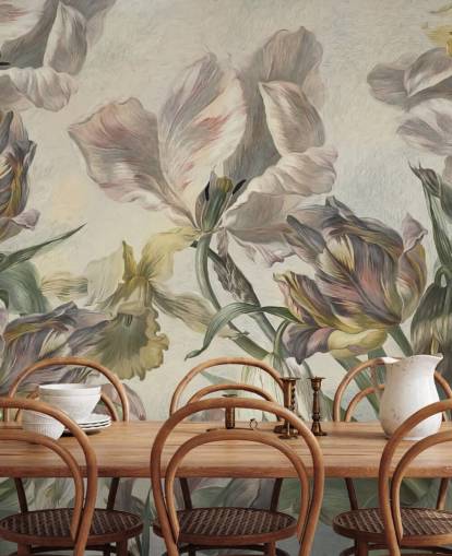 mural de papel pintado de tulipanes de estilo vintage llamado Antique Tulips de Marina Stupakova para dormitorios y salas de estar