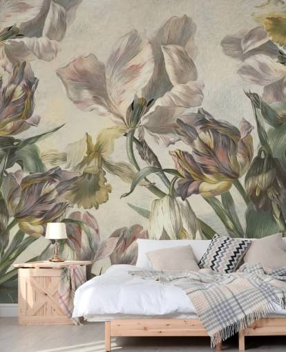 vintage stil tulpaner tapetväggmålning kallad Antique Tulips av Marina Stupakova för sovrum och vardagsrum
