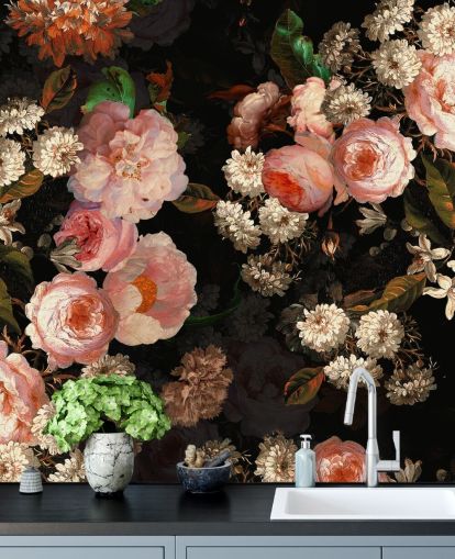 papel pintado de rosas rosadas sobre fondo oscuro