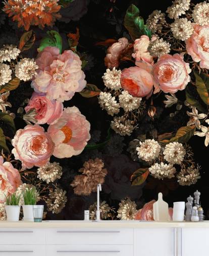 papel pintado de rosas rosadas sobre fondo oscuro