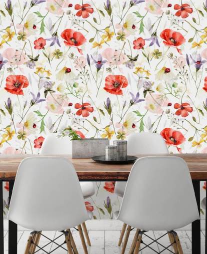 Mohnblumen und Wildblumen Tapete