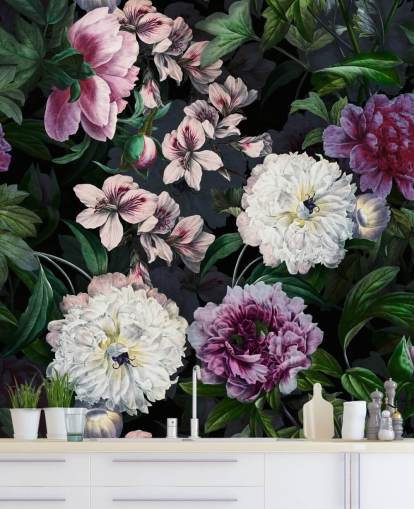 lilla og off-white blomster tapet