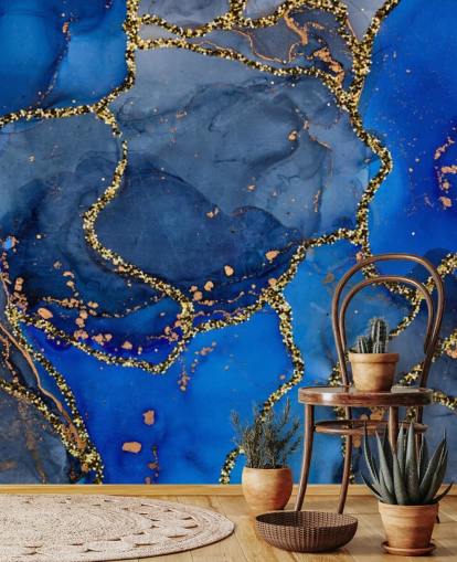 blaue und goldene Tapete mit Marmoreffekt