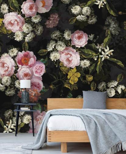 lyserøde roser og gule blomster på mørk baggrund tapet lyserøde roser og gule blomster på mørk baggrund tapet