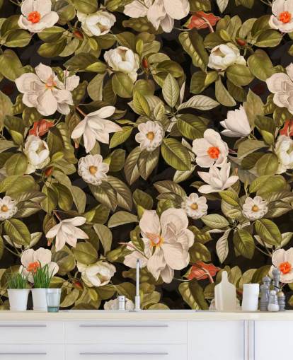 witte en oranje bloemen, groene metalen afdrukken op de achtergrond 