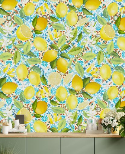 limoni su sfondo di piastrelle blu