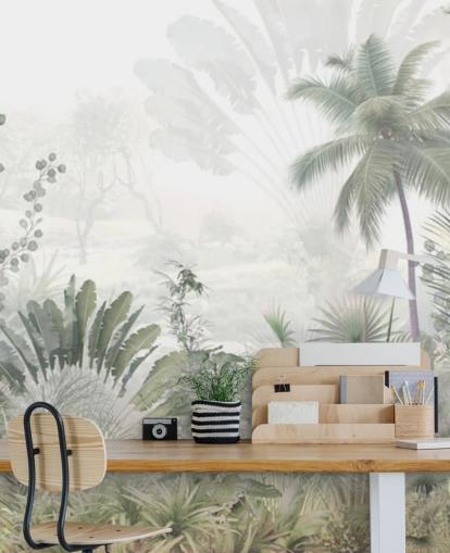 Papel pintado de paisaje selvático verde apagado con palmeras altas y un fondo brumoso