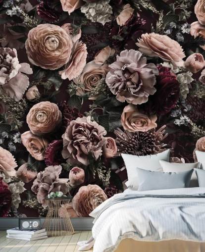 papier peint floral rose foncé appelé Velveteen Flowers Dark Blush d'Andrea Haase pour les chambres et les salons papier peint floral rose foncé appelé Velveteen Flowers Dark Blush d'Andrea Haase pour les chambres et les salons