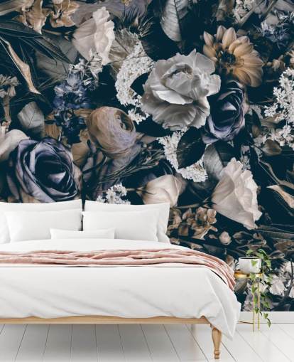 carta da parati murale floreale scura chiamata Vintage Flower Meadow di Andrea Haase per camere da letto, salotti e sale da pranzo carta da parati murale floreale scura chiamata Vintage Flower Meadow di Andrea Haase per camere da letto, salotti e sale da pranzo