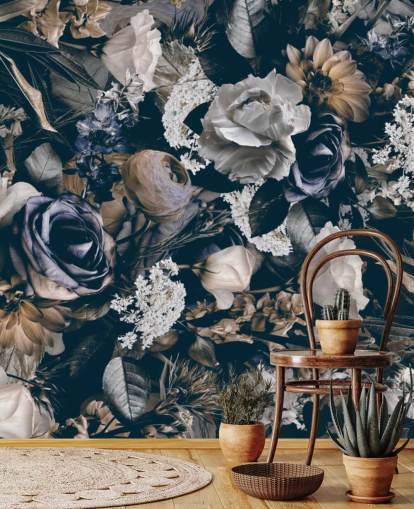 mørkt blomstertapet veggmaleri kalt Vintage Flower Meadow av Andrea Haase for soverom, stuer og spiserom
