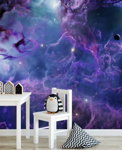 Tiefviolette und dunkelblaue Weltraumnebeltapete