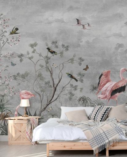 Grauer wolkiger Hintergrund mit Zweigen und rosa Blumen und Flamingo-Vögel Grauer wolkiger Hintergrund mit Zweigen und rosa Blumen und Flamingo-Vögel