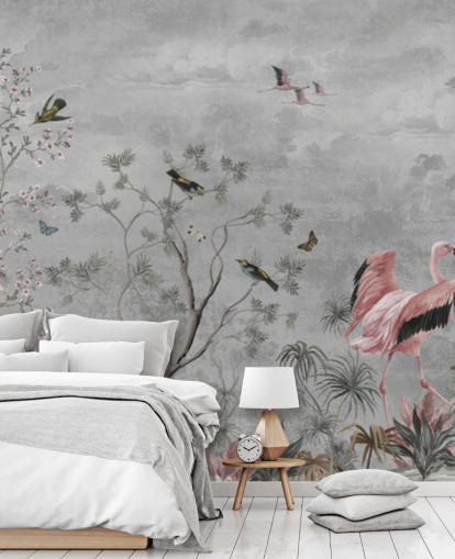 Fondo gris nublado con ramas y flores rosadas y pájaros flamencos Fondo gris nublado con ramas y flores rosadas y pájaros flamencos