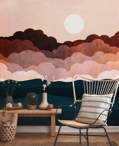 Nubes rosadas y granates en un cielo rosa con un mural marino azul oscuro